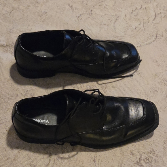 Sonoma Men's Sleek Black Derbys - Picture 2 of 2